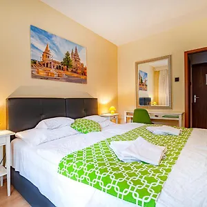 *** Отель Bobbio Венгрия